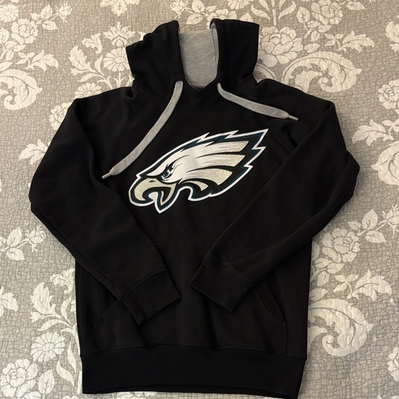 Antigua Tops - Philadelphia Eagles Black Hoodie with 🦅 Logo ~ Size Small